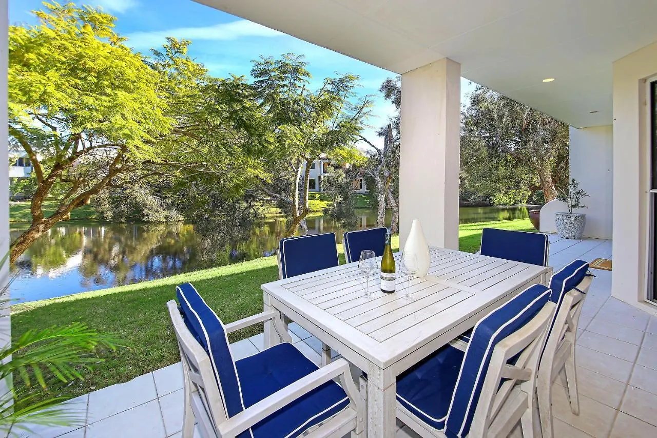 Luxury Lakeside Villa Yaroomba Australia